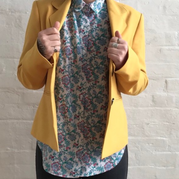 Vintage Floral Button Down Shirt - Picture 2 of 4